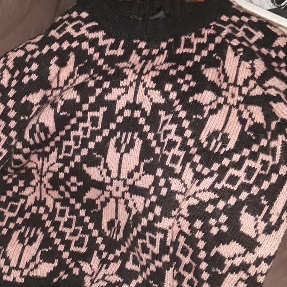 H&M Christmas sweater